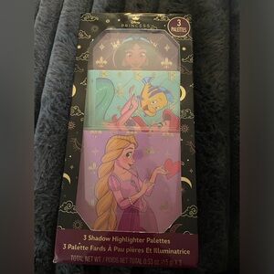 Disney Princess Makeup Palette Set NWT